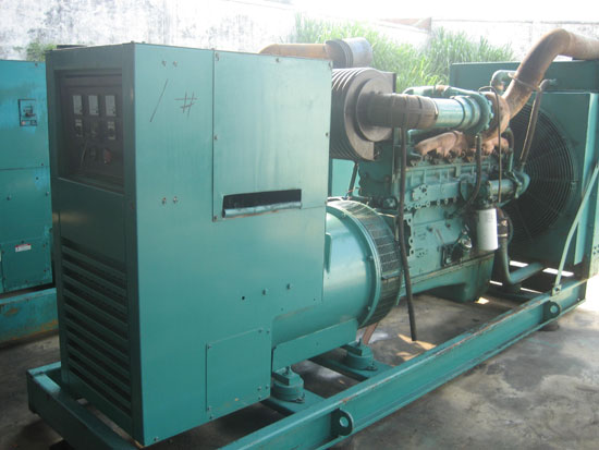 多祥镇租赁发电机- 发电机碳刷磨损的原因是什么