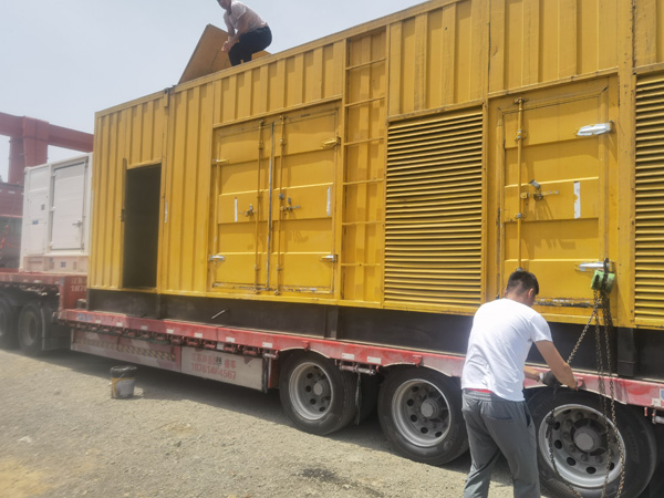 多祥镇发电机出租100KW发电机需要什么规格的电缆线？