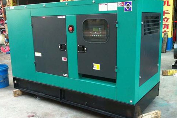 多祥镇如何检查机油的使用时间？