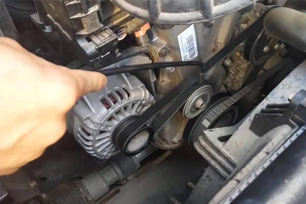 多祥镇转速传感器的工作原理是什么？